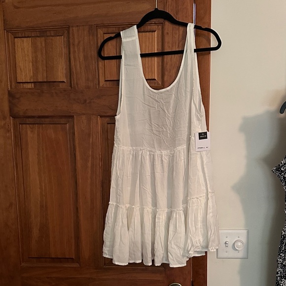 O'Neill Linnet White swim cover up Dress NWT - Picture 1 of 3